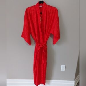 Vintage red robe. Large/Medium Dragon embroidery